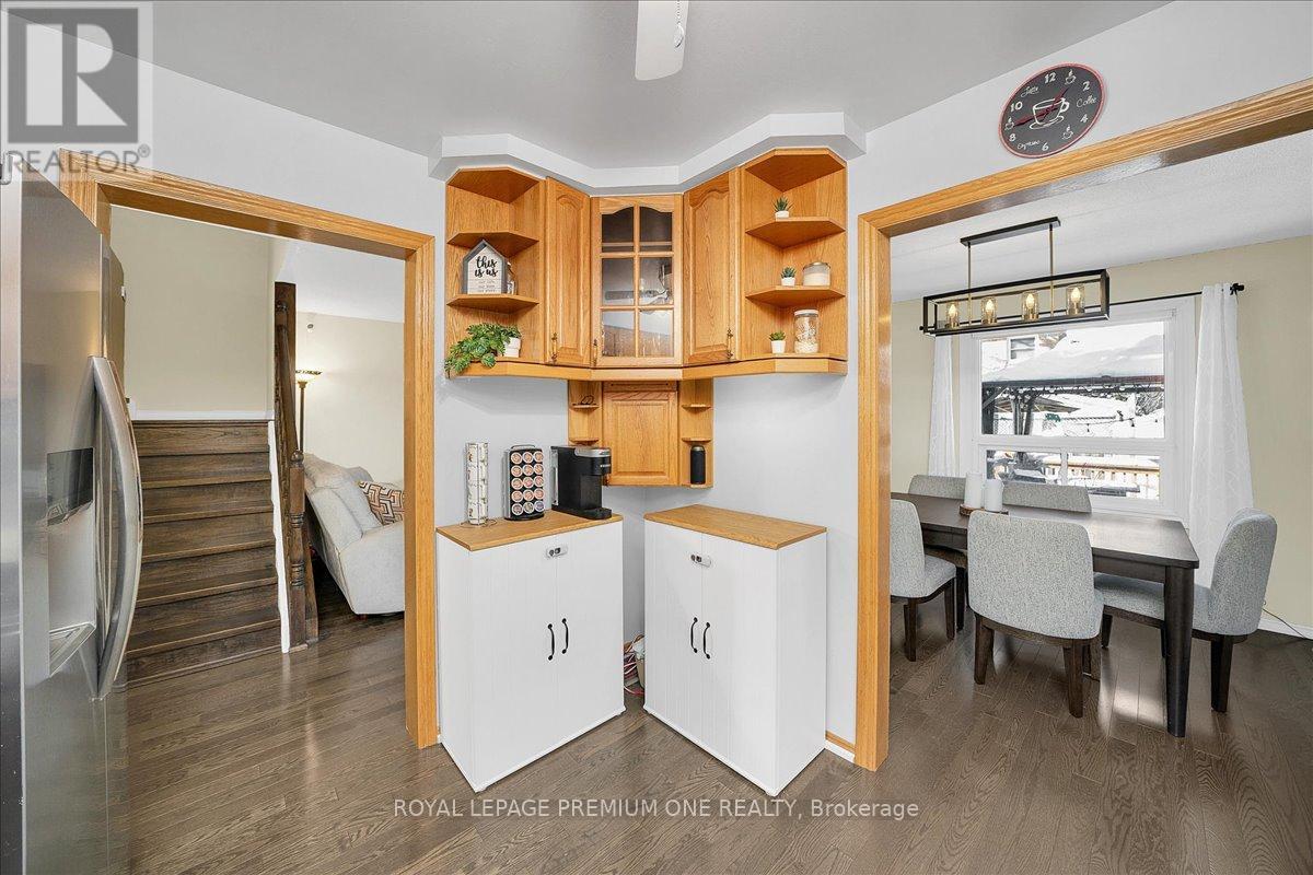 30 Mitchell Avenue, Brampton, Ontario  L6Z 1H3 - Photo 9 - W12753936