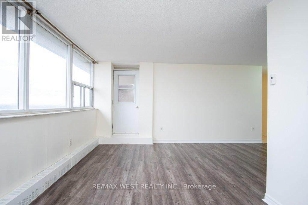 1001 - 3501 Glen Erin Drive, Mississauga, Ontario  L5L 2E9 - Photo 10 - W12753964