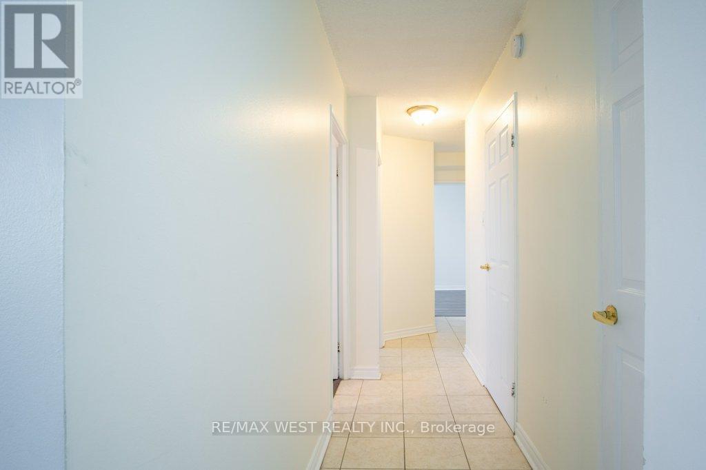 1001 - 3501 Glen Erin Drive, Mississauga, Ontario  L5L 2E9 - Photo 14 - W12753964
