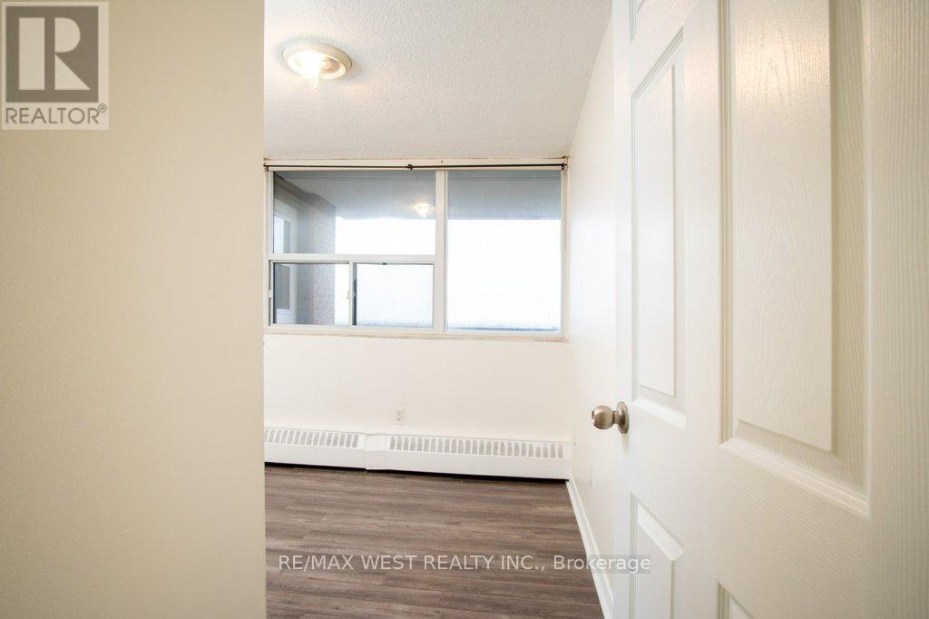 1001 - 3501 Glen Erin Drive, Mississauga, Ontario  L5L 2E9 - Photo 15 - W12753964