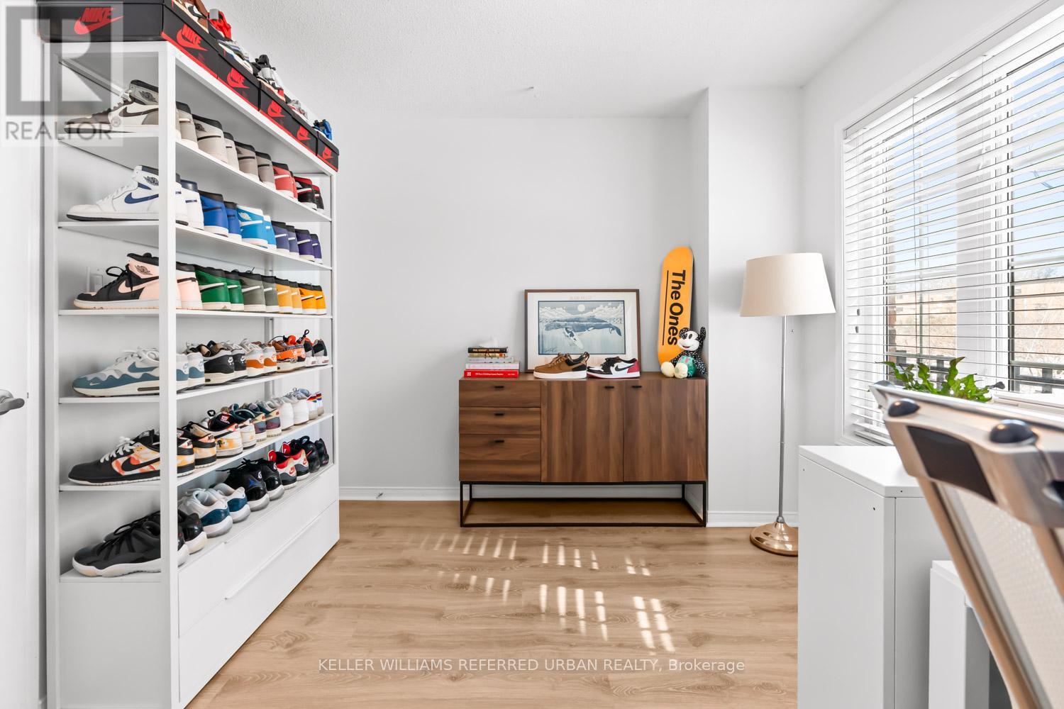 19 - 6 Windermere Avenue, Toronto (High Park-Swansea), Ontario  M6S 3J1 - Photo 18 - W12753974