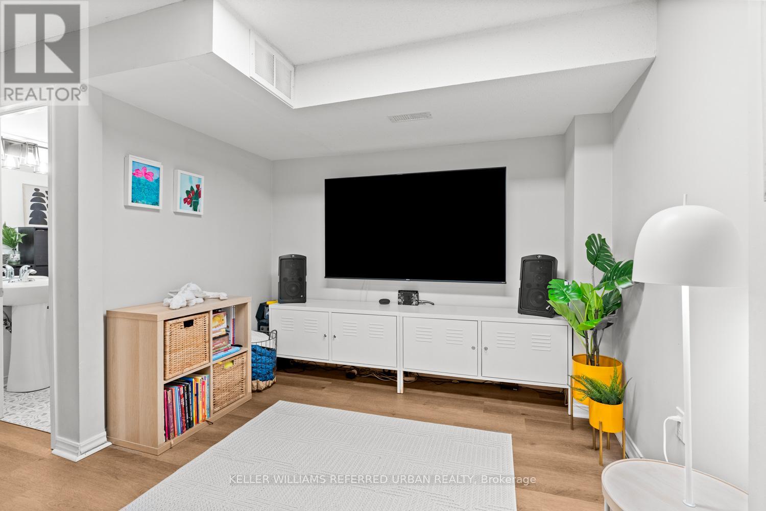 19 - 6 Windermere Avenue, Toronto (High Park-Swansea), Ontario  M6S 3J1 - Photo 28 - W12753974