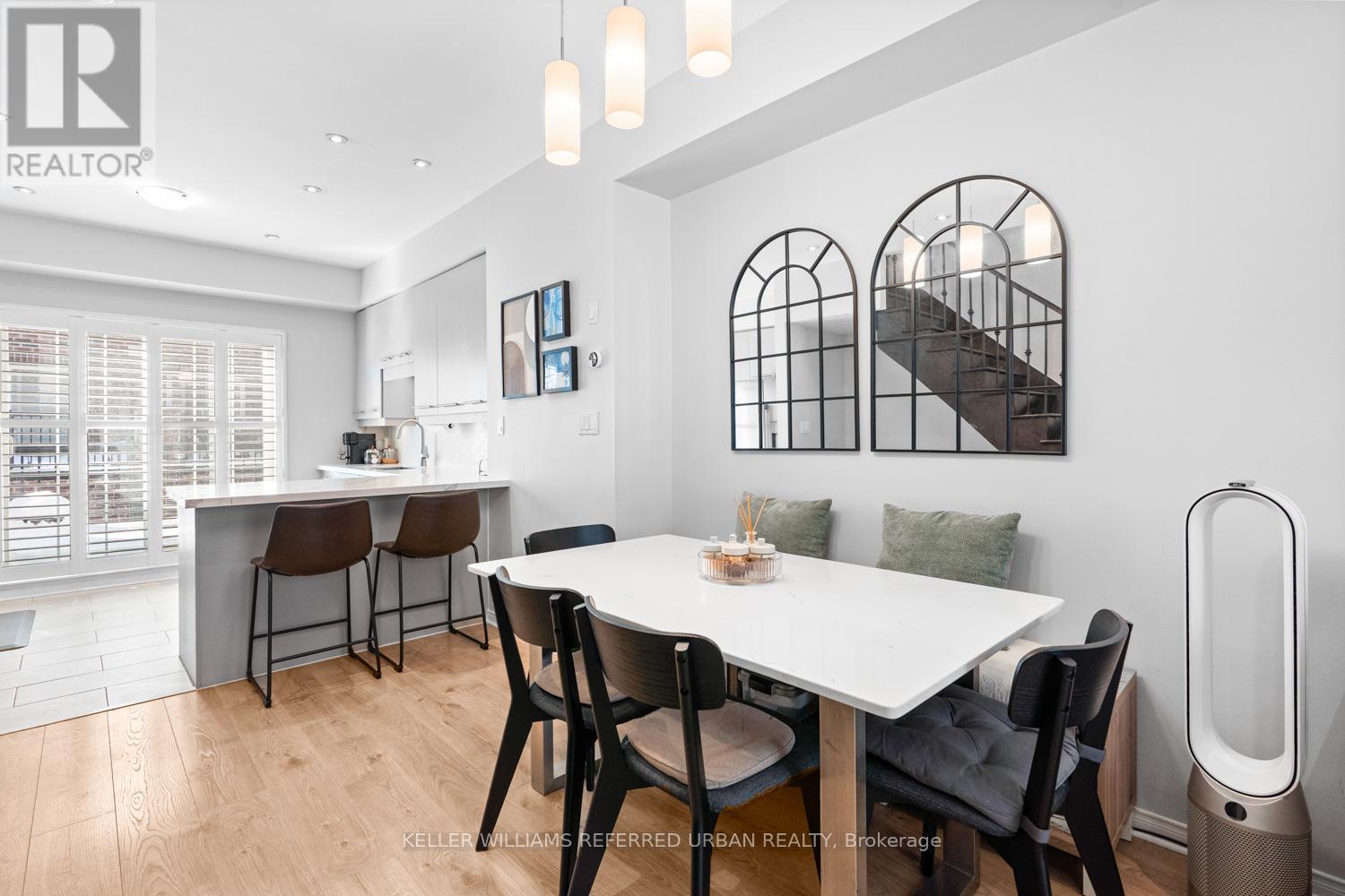 19 - 6 Windermere Avenue, Toronto (High Park-Swansea), Ontario  M6S 3J1 - Photo 5 - W12753974