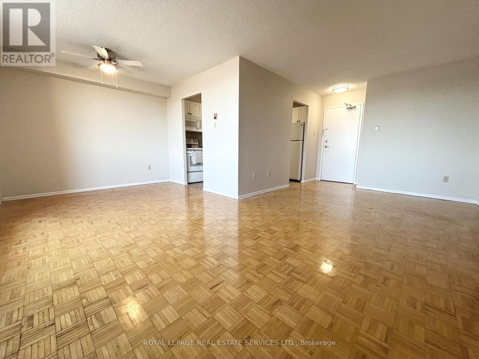 702 - 60 Park Avenue, Halton Hills, Ontario  L7G 4Y9 - Photo 3 - W12753980