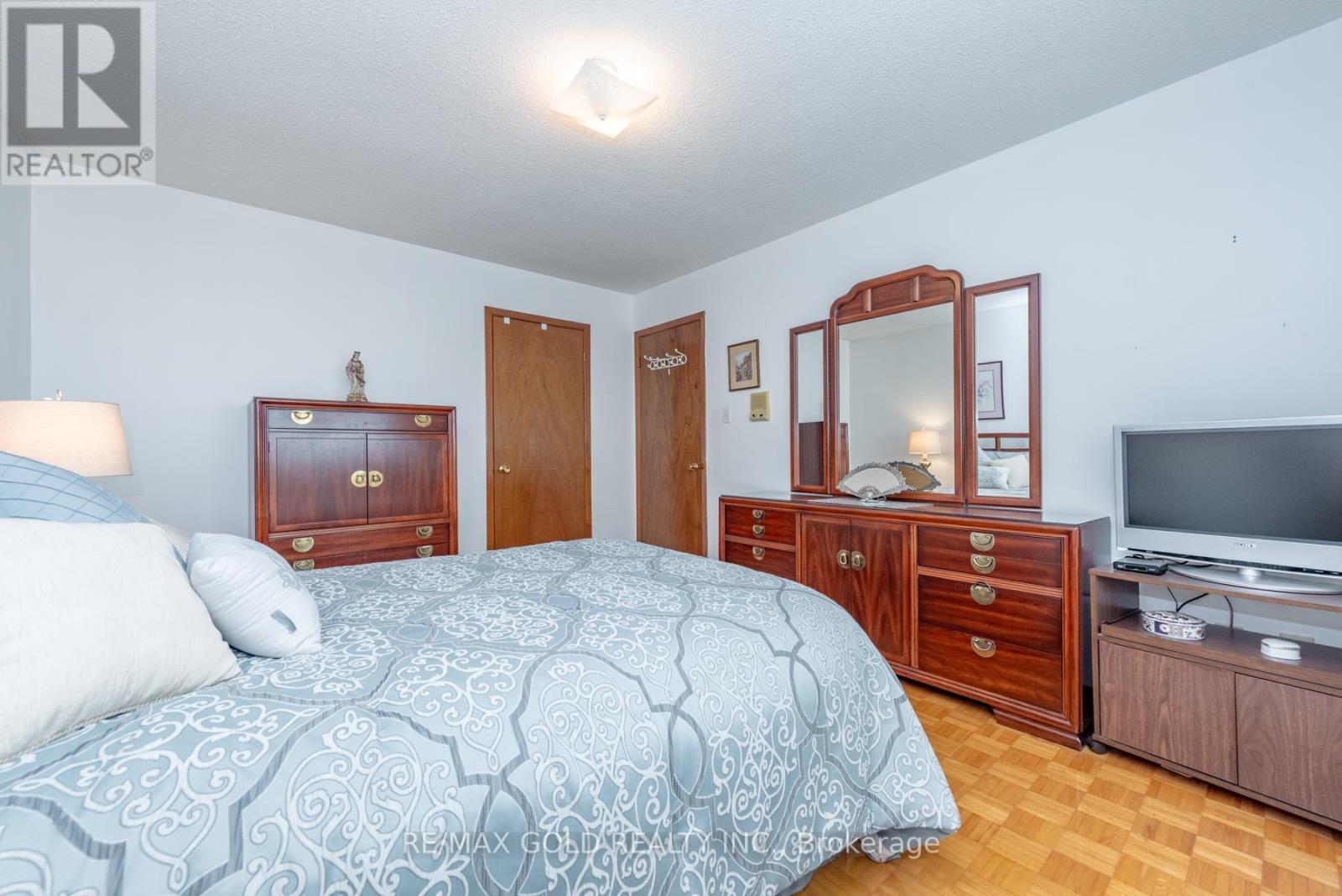 64 Malcolm Crescent, Brampton, Ontario  L6S 3C8 - Photo 16 - W12754004