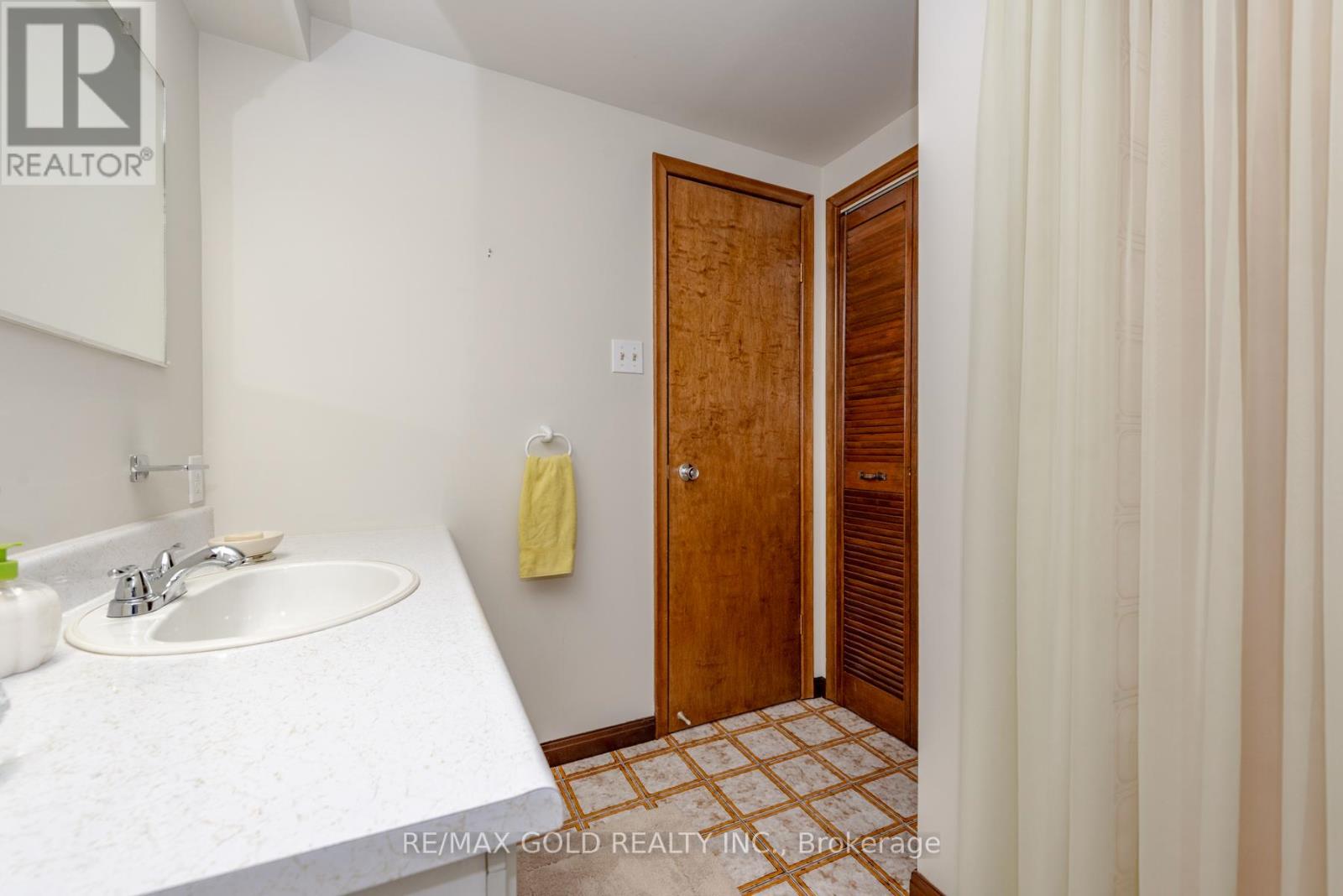 64 Malcolm Crescent, Brampton, Ontario  L6S 3C8 - Photo 26 - W12754004