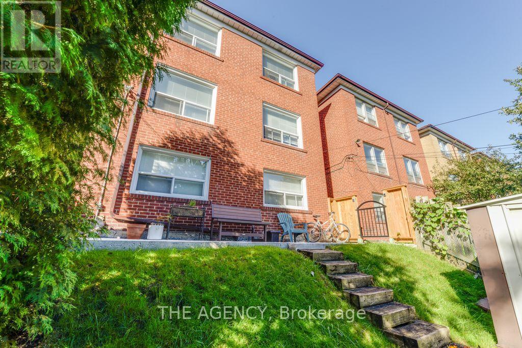1 - 75 Keele Street, Toronto (High Park North), Ontario  M6P 2J8 - Photo 11 - W12754032