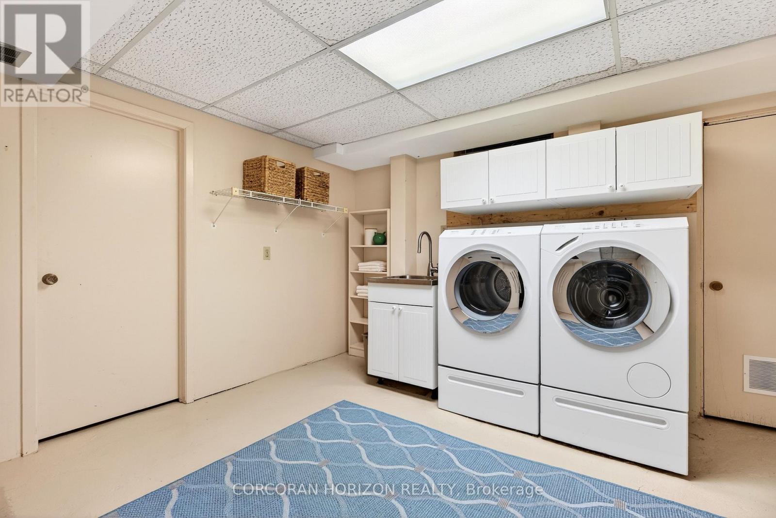 1735 Sunningdale Bend, Mississauga, Ontario  L5J 1G1 - Photo 34 - W12754036