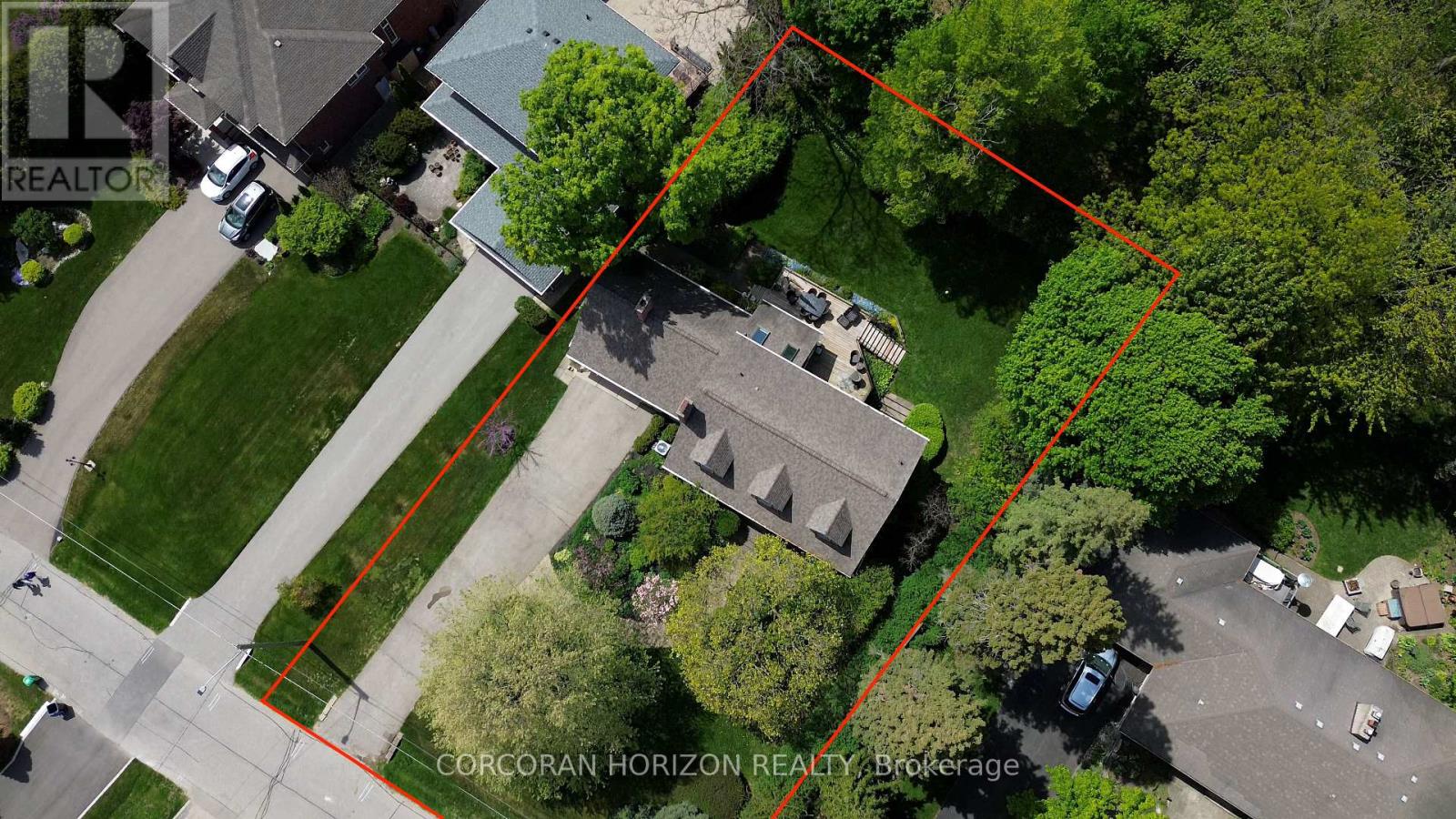 1735 Sunningdale Bend, Mississauga, Ontario  L5J 1G1 - Photo 39 - W12754036