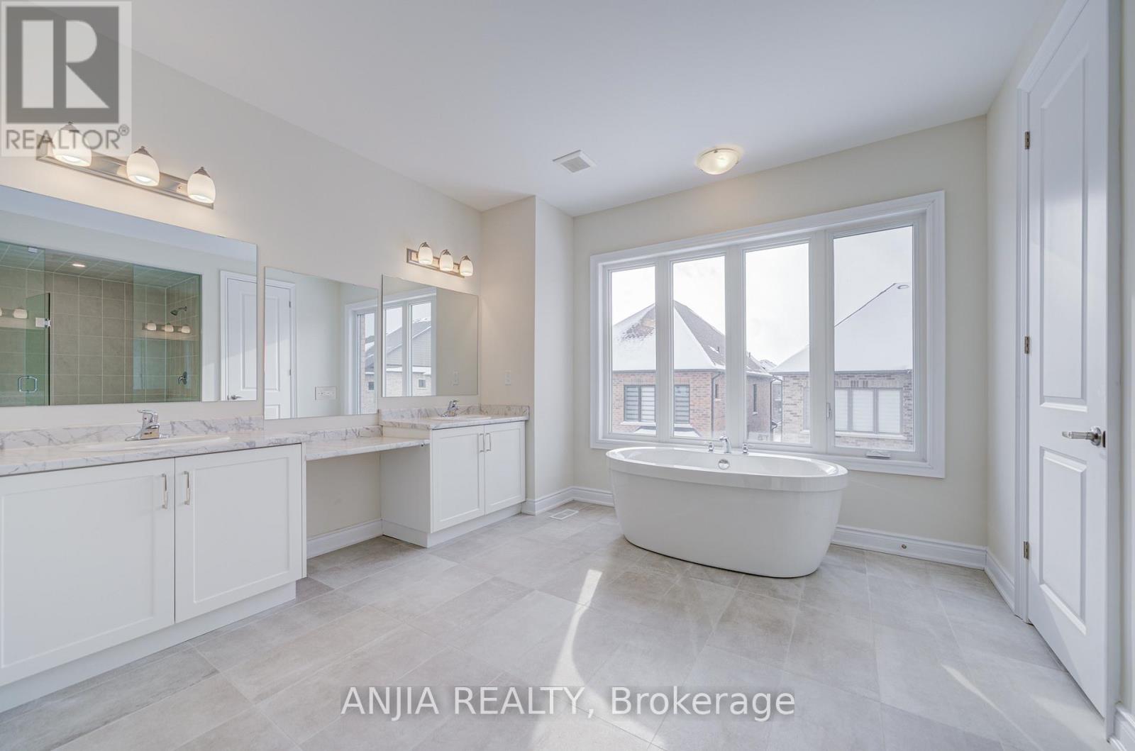 3428 Mosley Gate, Oakville, Ontario  L6H 0Y8 - Photo 47 - W12754062