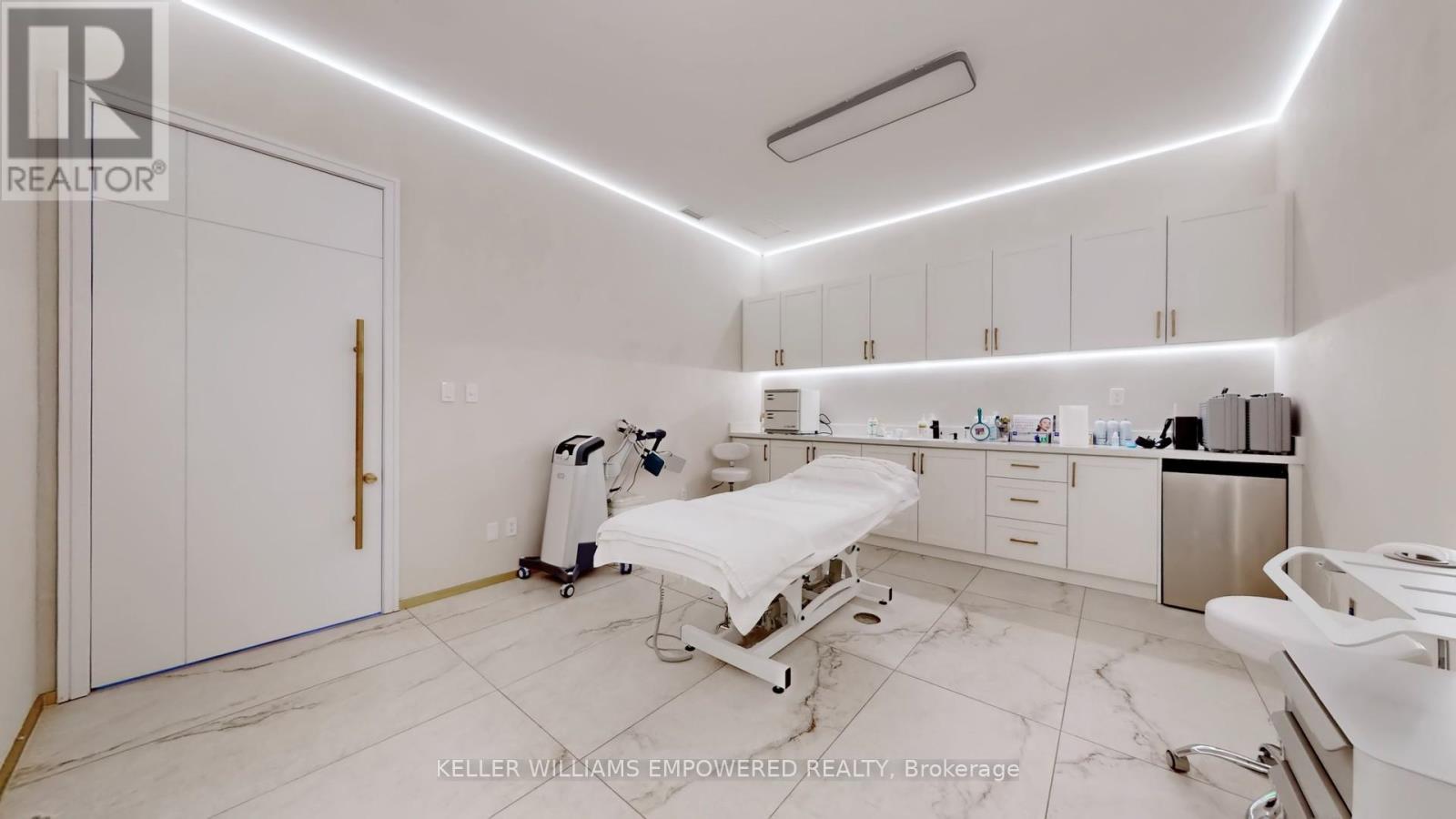 41 - 1545 Cornwall Road, Oakville, Ontario  L6J 0B2 - Photo 11 - W12751604