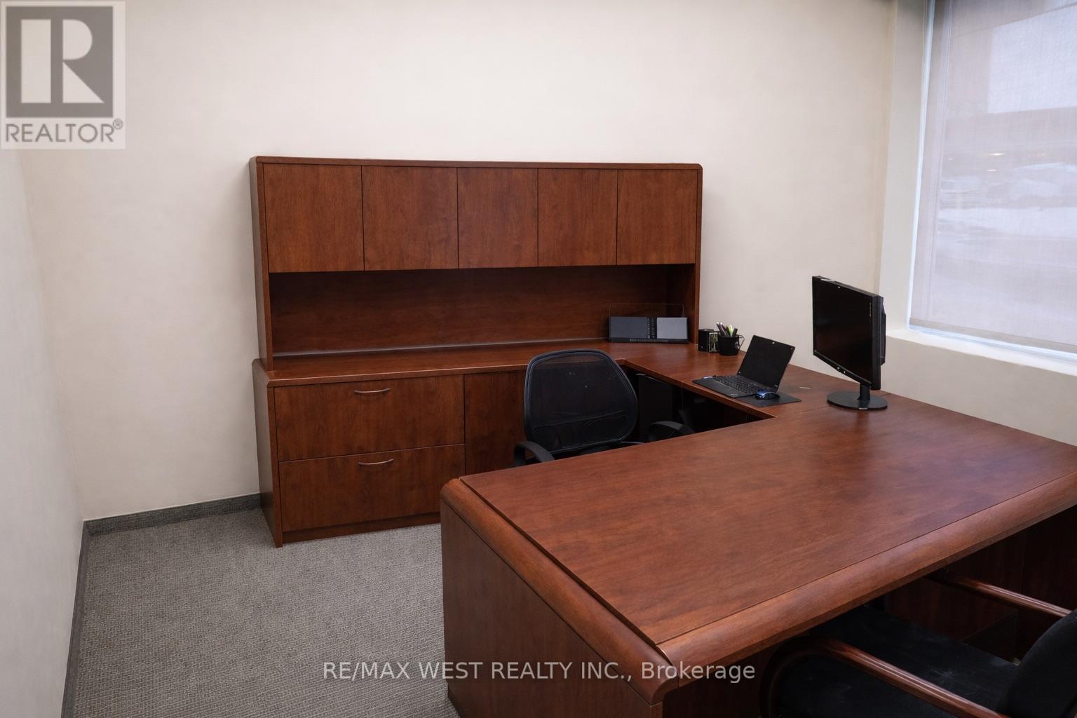 33 South Station Street, Toronto, Ontario  M9N 2B2 - Photo 14 - W12752812