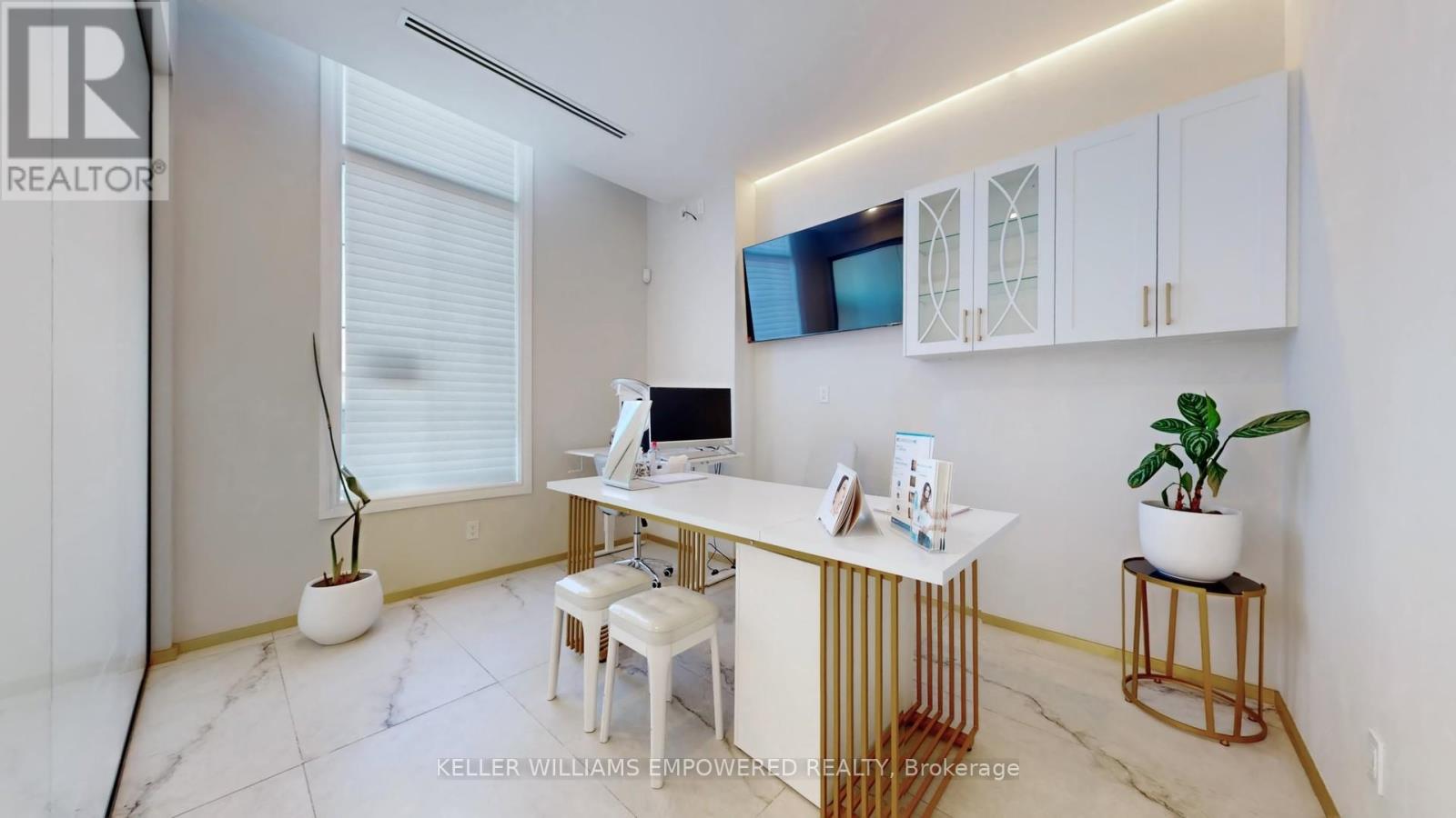 41 - 1545 Cornwall Road, Oakville, Ontario  L6J 0B2 - Photo 2 - W12751604