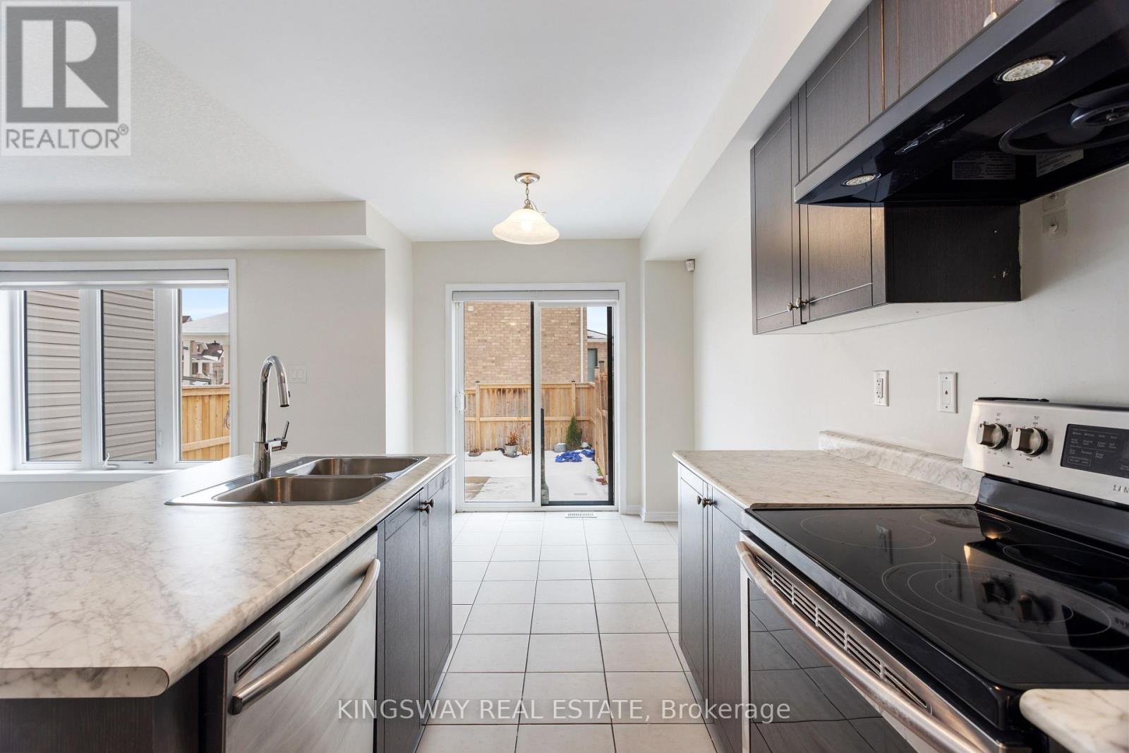 125 Thompson Road, Haldimand, Ontario  N3W 0E1 - Photo 6 - X12753920