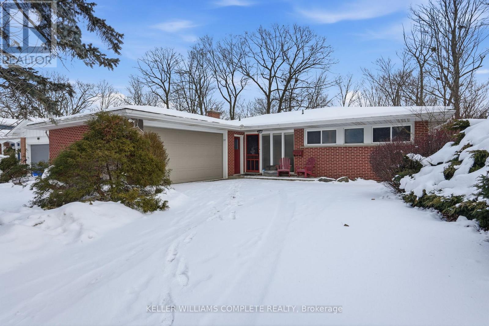 97 Robinhood Drive, Hamilton, Ontario  L9H 4G2 - Photo 1 - X12753986
