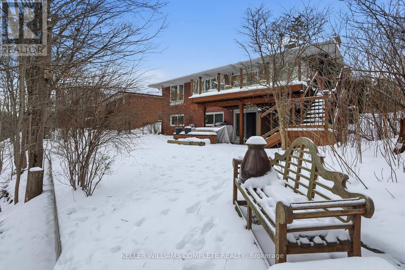 97 Robinhood Drive, Hamilton, Ontario  L9H 4G2 - Photo 32 - X12753986