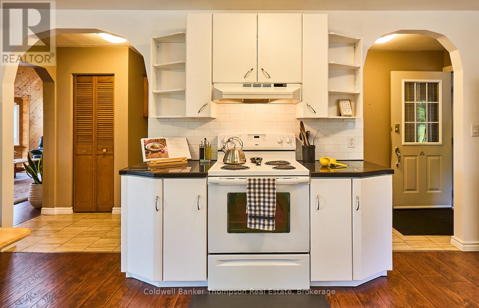 550 Valley View Road, Strong, Ontario  P0A 1Z0 - Photo 6 - X12754100