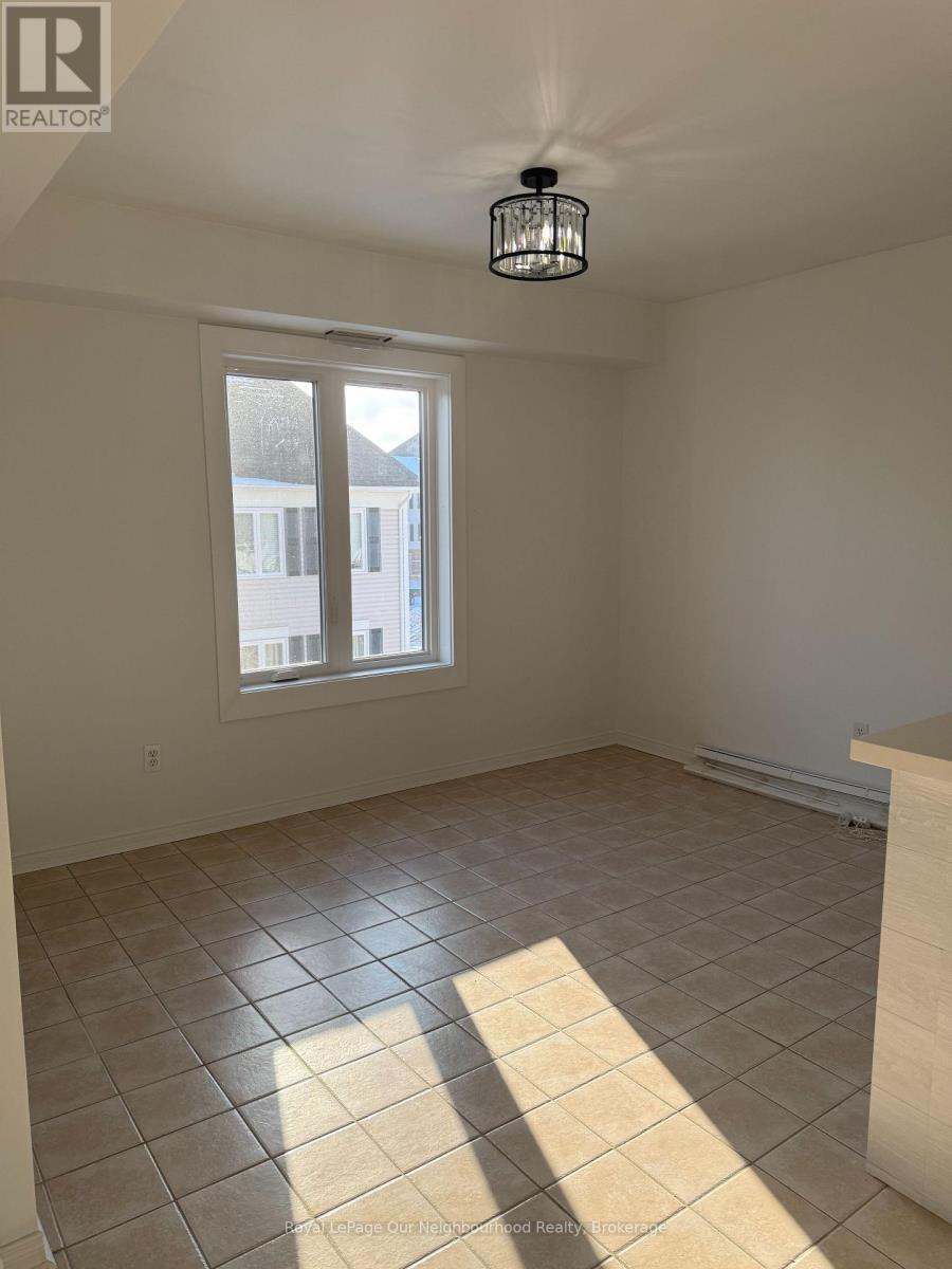 312 - 102 Aspen Springs Drive, Clarington, Ontario  L1C 5N6 - Photo 6 - E12754158