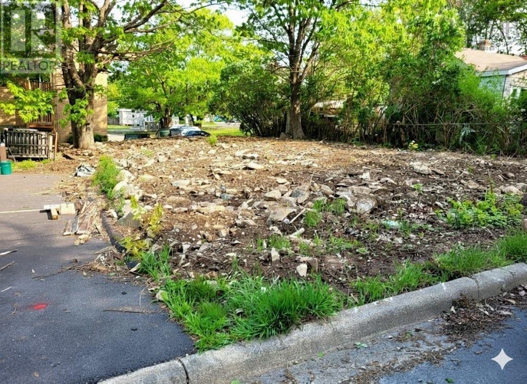 15 Springhill Drive, Dartmouth, Nova Scotia