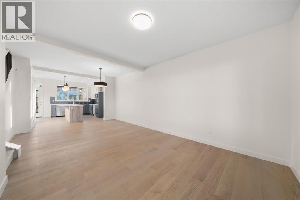 628 Sora Boulevard Se, Calgary, Alberta  T3S 0L6 - Photo 3 - A2256459