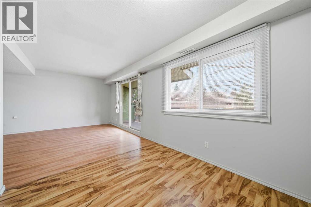 306, 2200 Woodview Drive Sw, Calgary, Alberta  T2W 3N6 - Photo 7 - A2269166