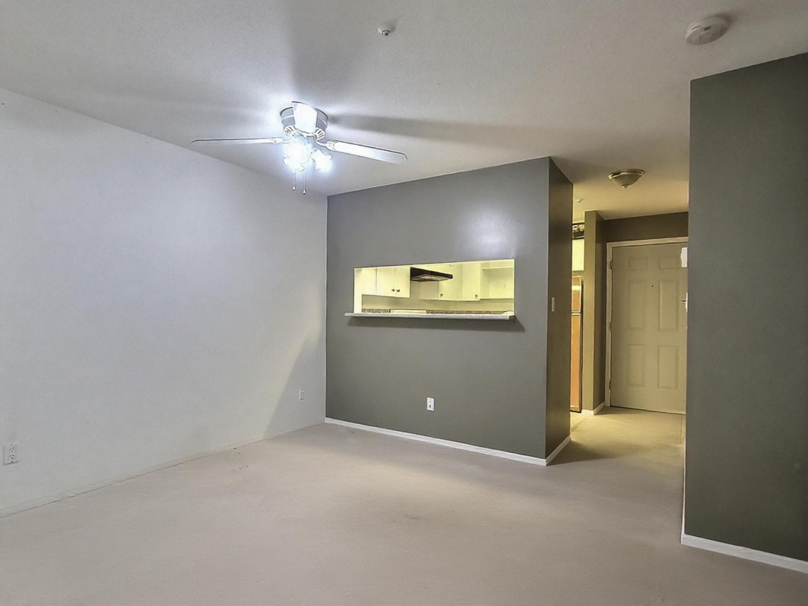 212 10128 132 Street, Surrey, British Columbia  V3T 3T5 - Photo 11 - R3086048