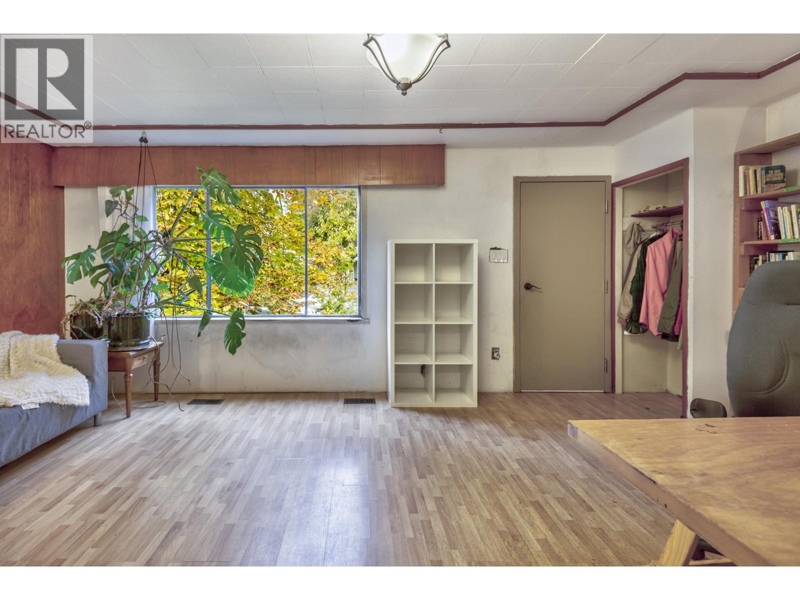 4312 Georgia Street, Burnaby, British Columbia  V5C 2T8 - Photo 3 - R3084104