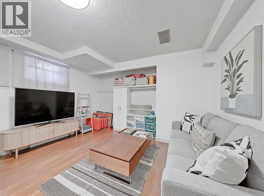 2, 2412 30 Street Sw, Calgary, Alberta  T3E 2M1 - Photo 13 - A2282543