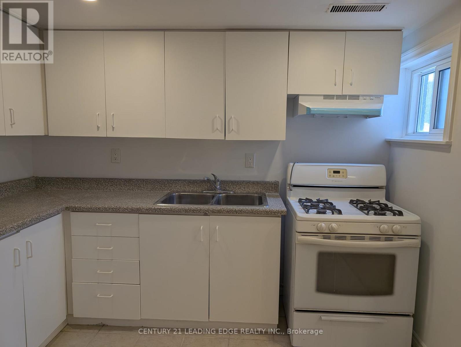 Bsmt - 2424 Whaley Drive, Mississauga, Ontario  L5B 2B5 - Photo 9 - W12744974