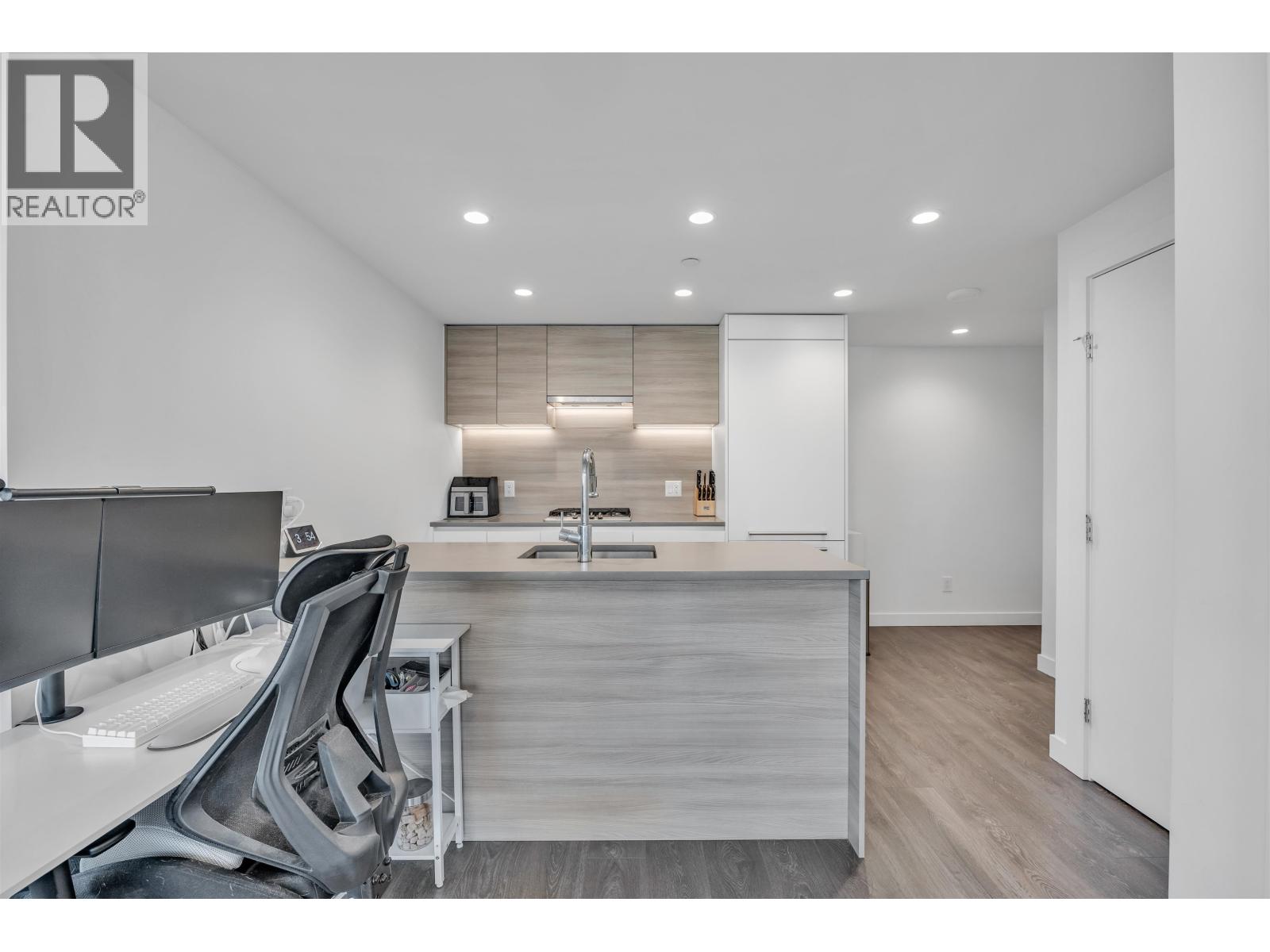 2209 652 Whiting Way, Coquitlam, British Columbia  V3J 0K3 - Photo 12 - R3085966