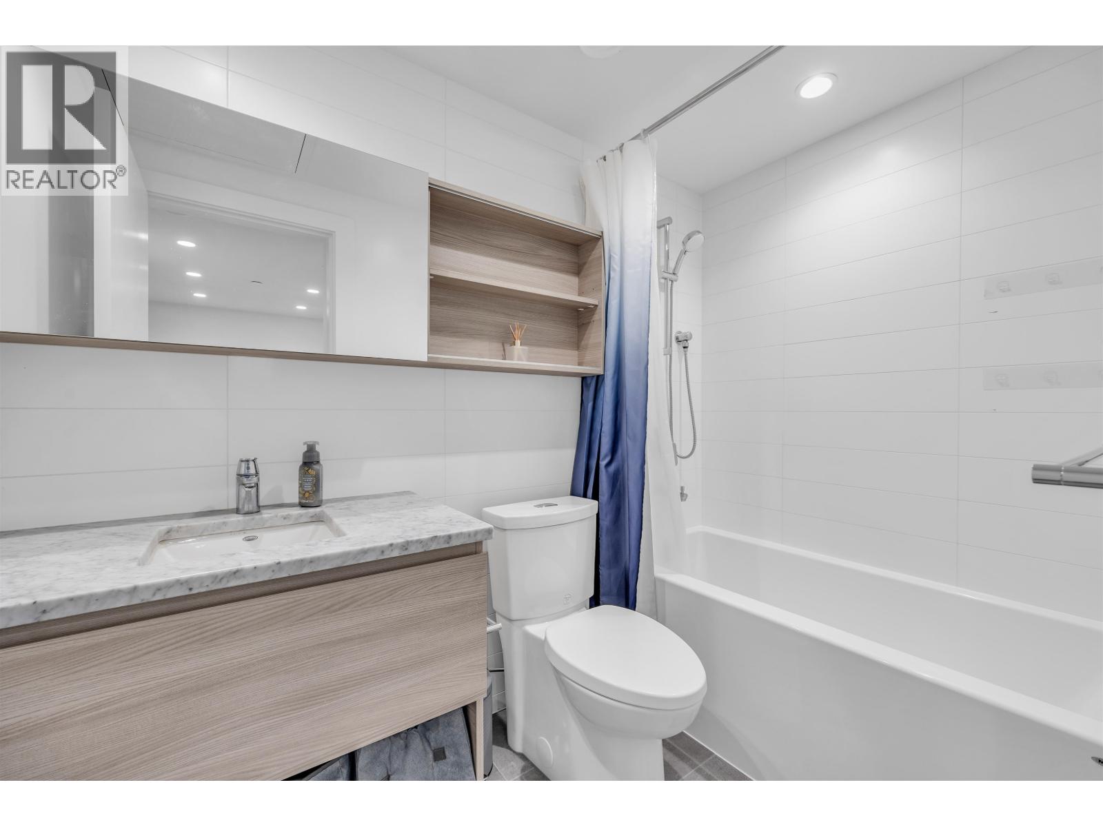 2209 652 Whiting Way, Coquitlam, British Columbia  V3J 0K3 - Photo 7 - R3085966