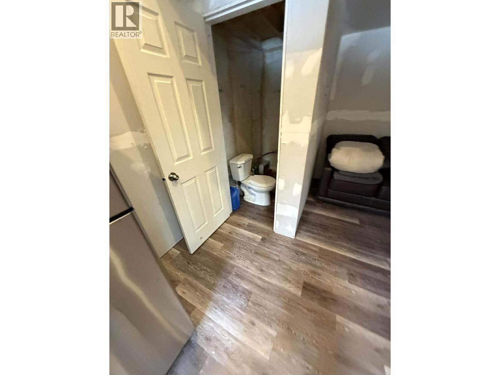 6267 Macabar Road, Deka Lake / Sulphurous / Hathaway Lakes, British Columbia  V0K 1X3 - Photo 7 - R3071964