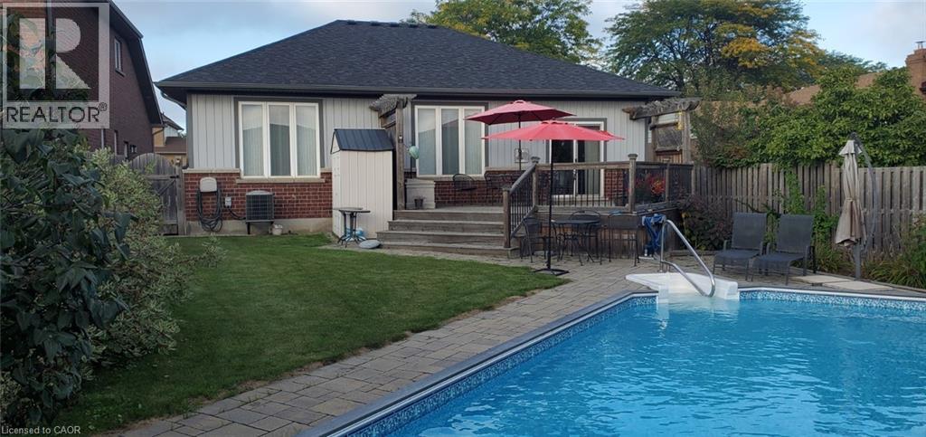 11 Sidare Court, Grimsby, Ontario  L3M 4E8 - Photo 27 - 40802086