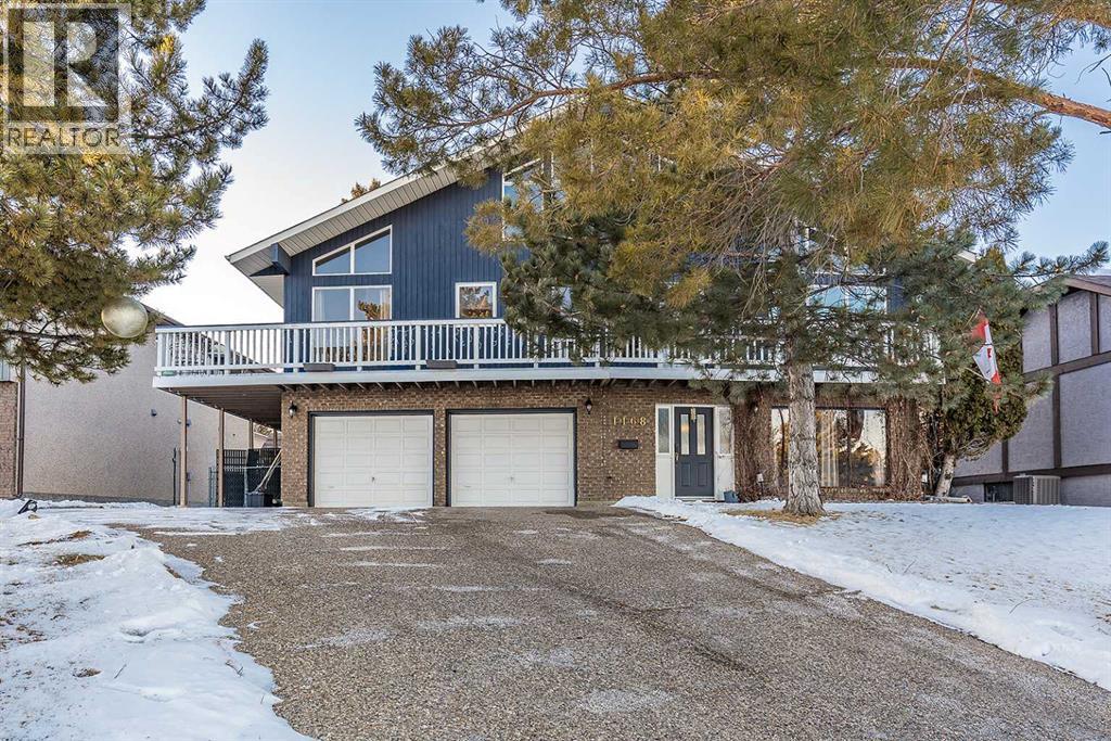 1168 16 Street Ne, Medicine Hat, Alberta  T1C 1P8 - Photo 2 - A2279747