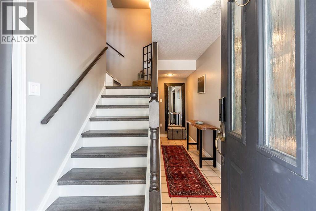 1168 16 Street Ne, Medicine Hat, Alberta  T1C 1P8 - Photo 4 - A2279747