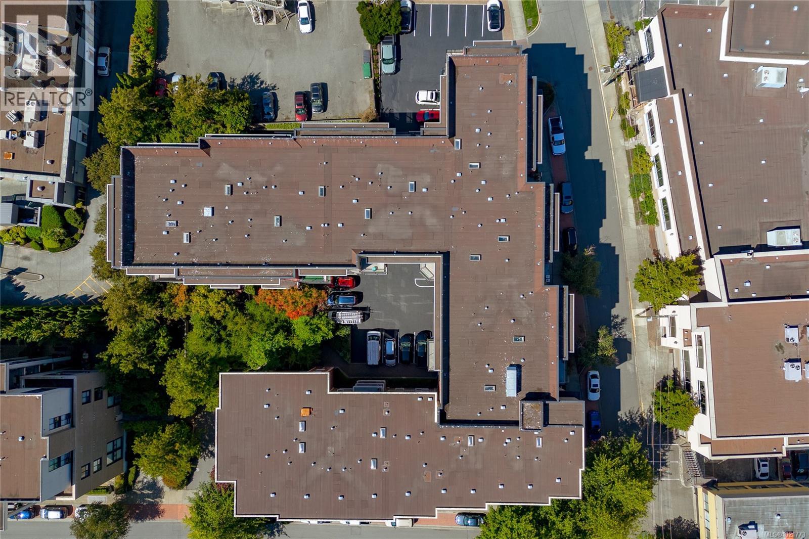 408 870 Short St, Saanich, British Columbia  V8X 2V5 - Photo 35 - 1021773