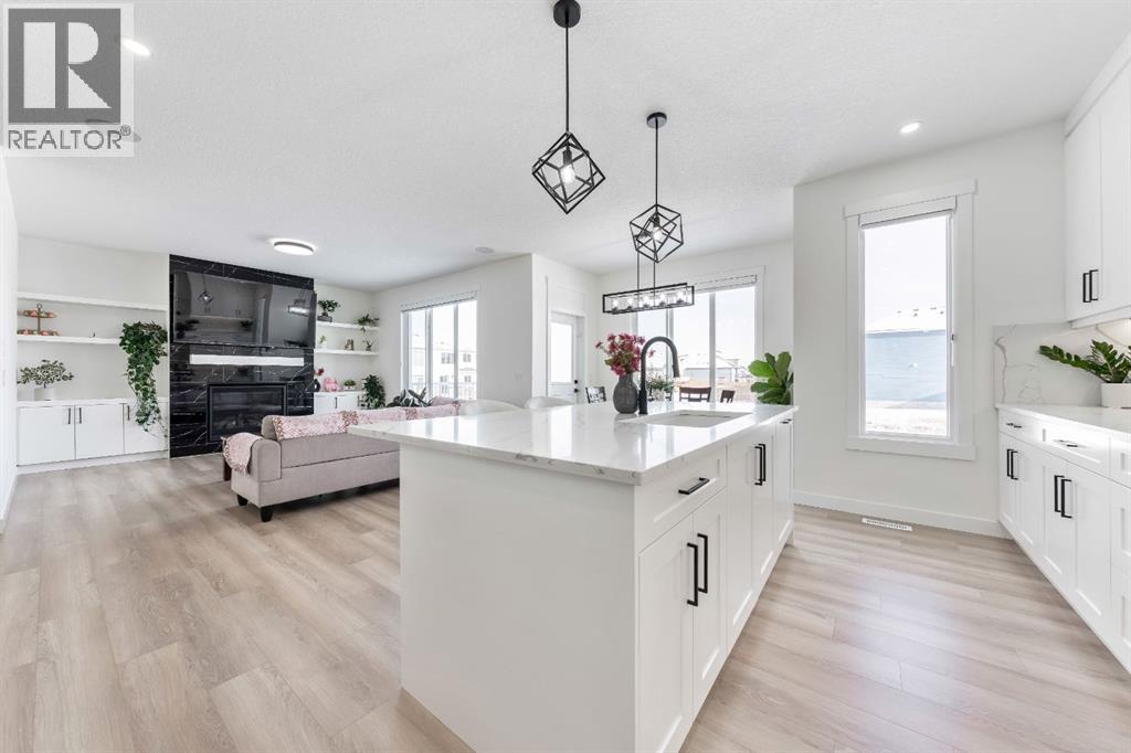 27 Bridges Drive, Langdon, Alberta  T0J 1X3 - Photo 12 - A2281647