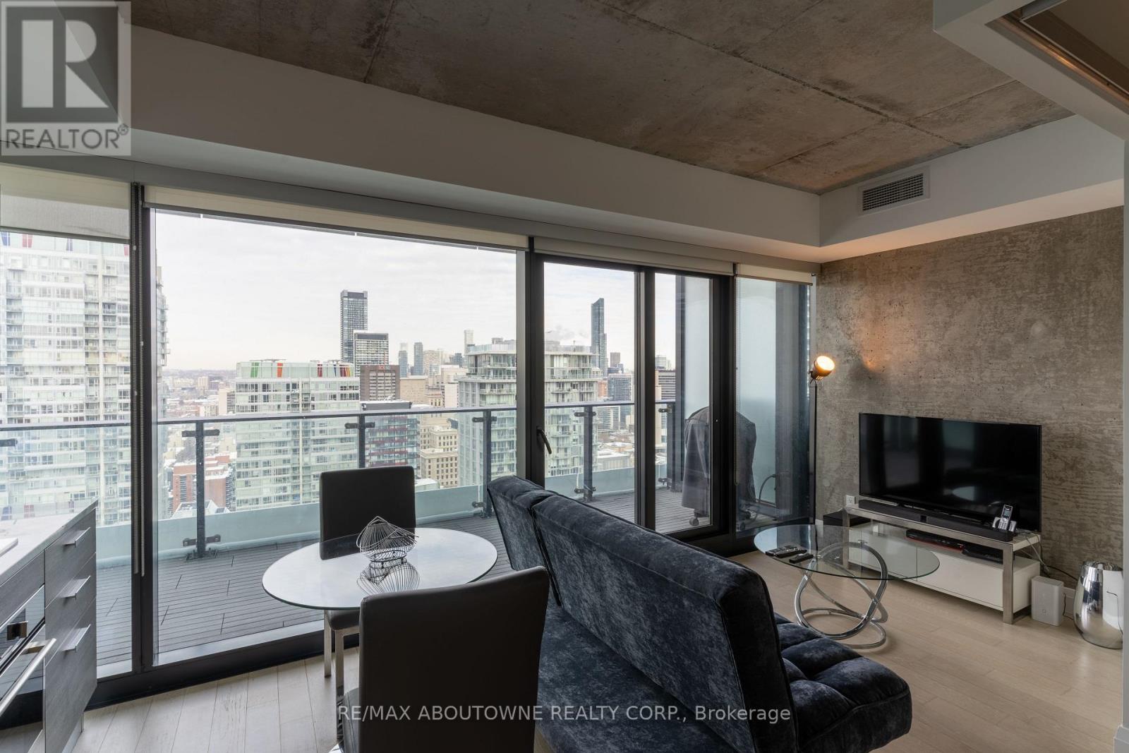 3302 - 224 King Street W, Toronto, Ontario  M5H 0A6 - Photo 12 - C12754106