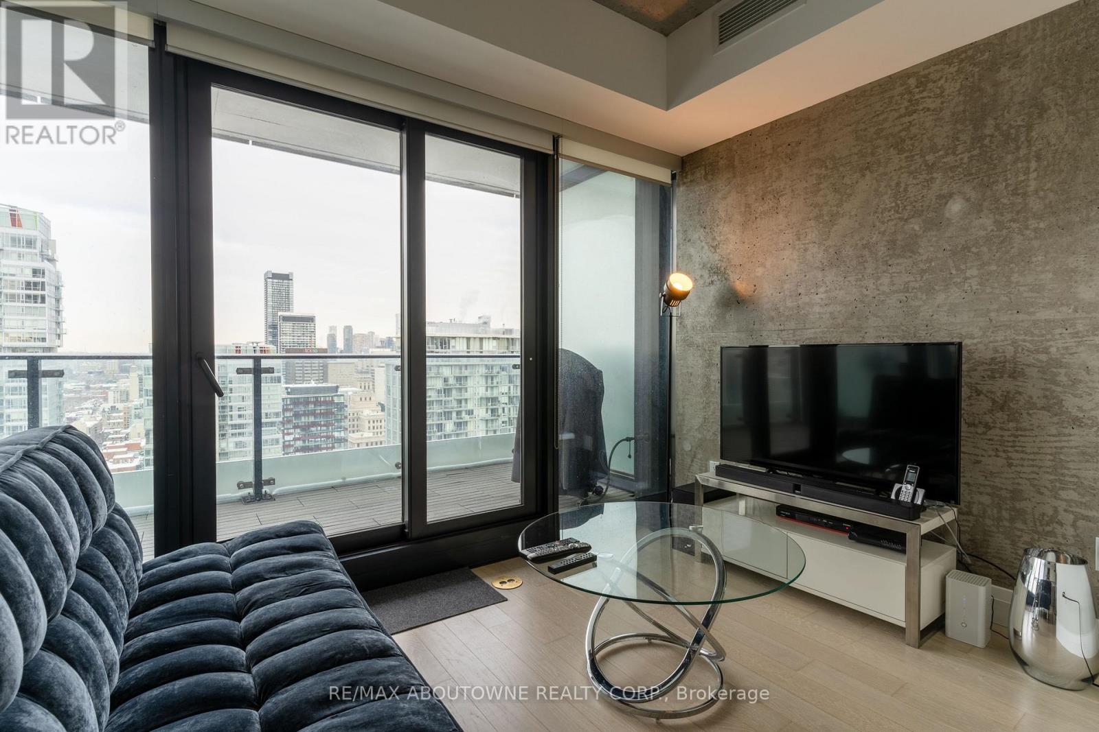 3302 - 224 King Street W, Toronto, Ontario  M5H 0A6 - Photo 13 - C12754106