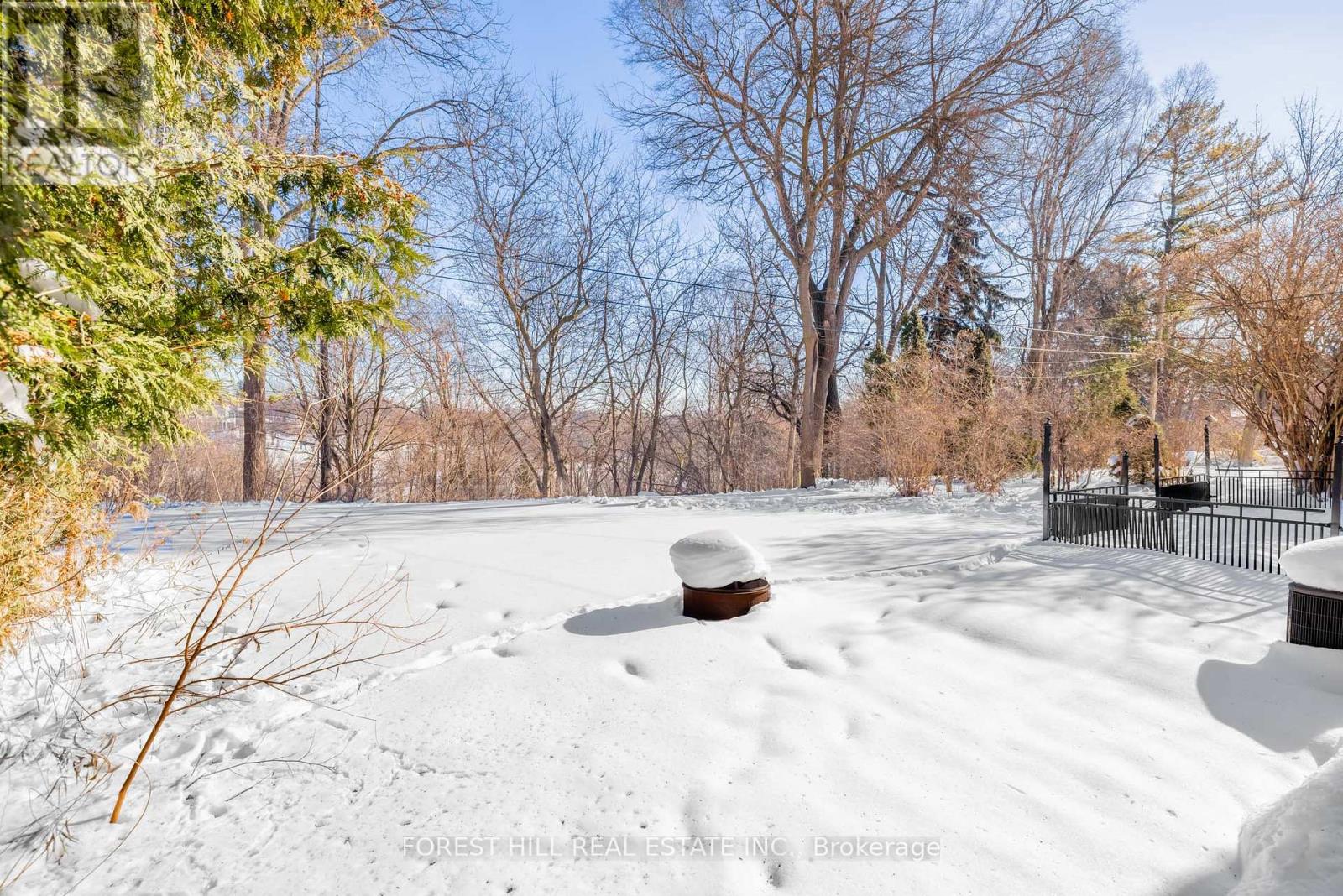 37 Farmcote Road, Toronto, Ontario  M3B 2Z6 - Photo 34 - C12754114