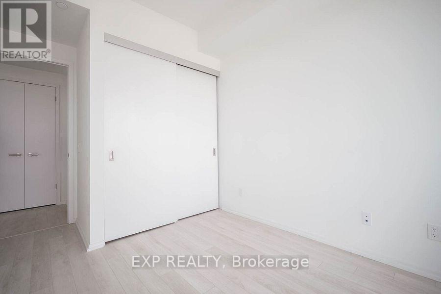 2205 - 197 Yonge Street, Toronto, Ontario M5B 1M4 - Photo 15 - C12754122