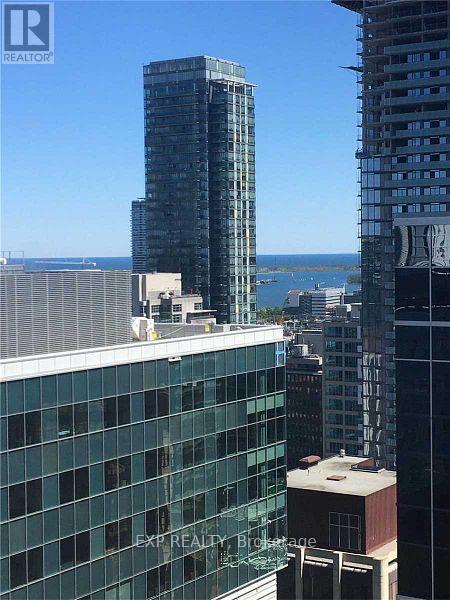 2205 - 197 Yonge Street, Toronto, Ontario M5B 1M4 - Photo 18 - C12754122