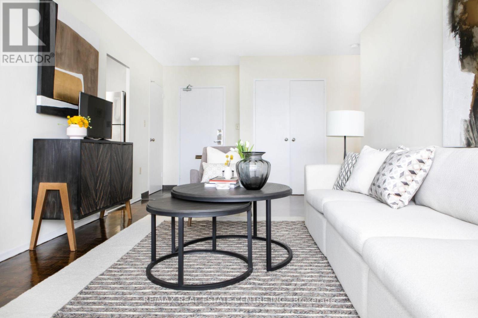 207 - 50 Graydon Hall Drive, Toronto, Ontario  M3A 3A5 - Photo 7 - C12754146