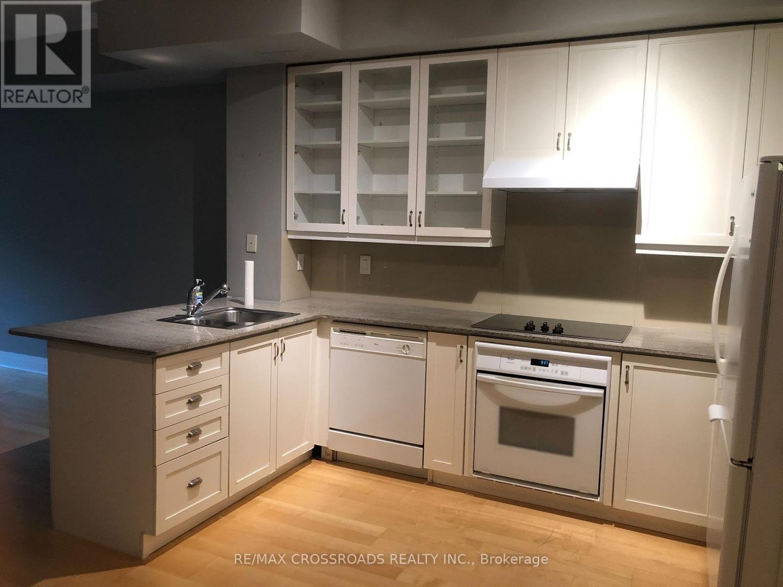 211 - 25 Scrivener Square, Toronto, Ontario M4W 3Y6 - Photo 7 - C12754162