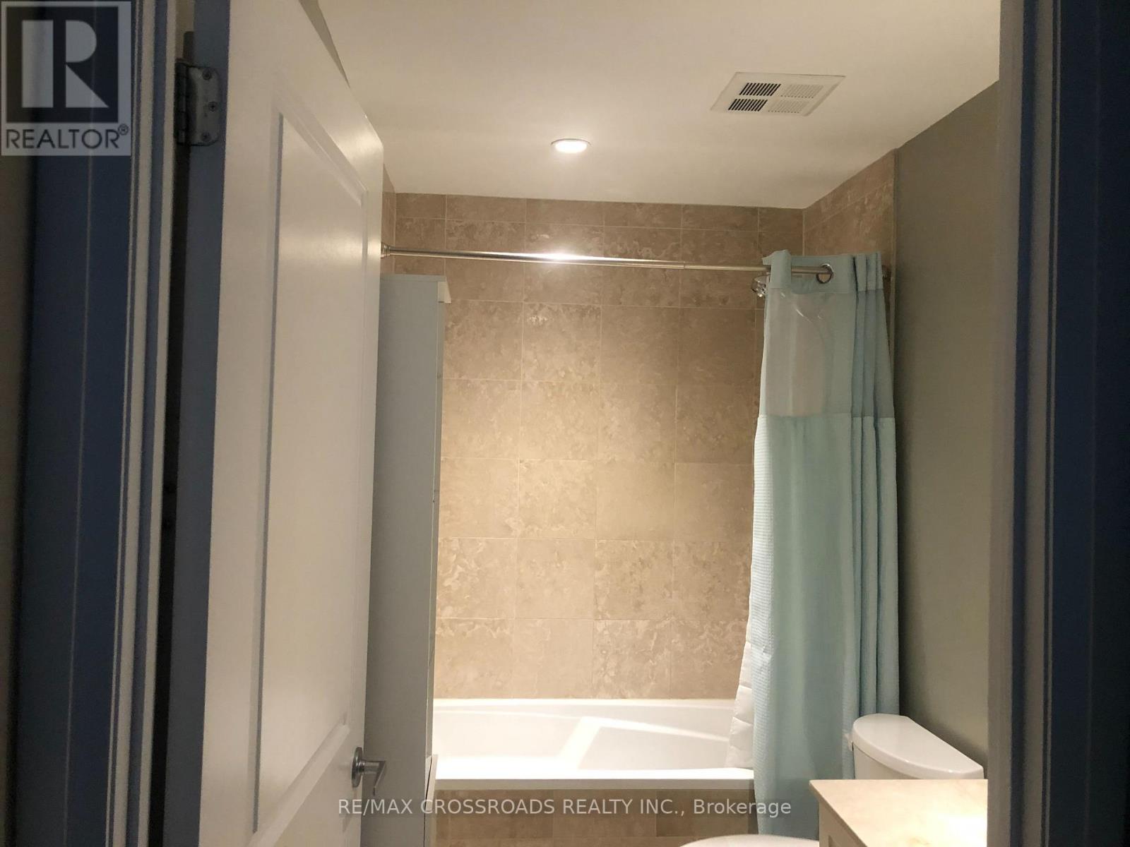 211 - 25 Scrivener Square, Toronto, Ontario M4W 3Y6 - Photo 8 - C12754162