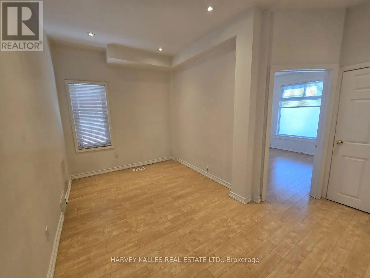 Main - 19 Rogers Road, Toronto, Ontario  M6E 1N5 - Photo 10 - C12754172