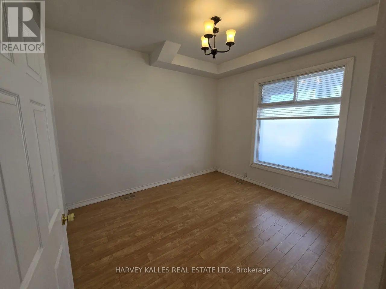 Main - 19 Rogers Road, Toronto, Ontario  M6E 1N5 - Photo 12 - C12754172