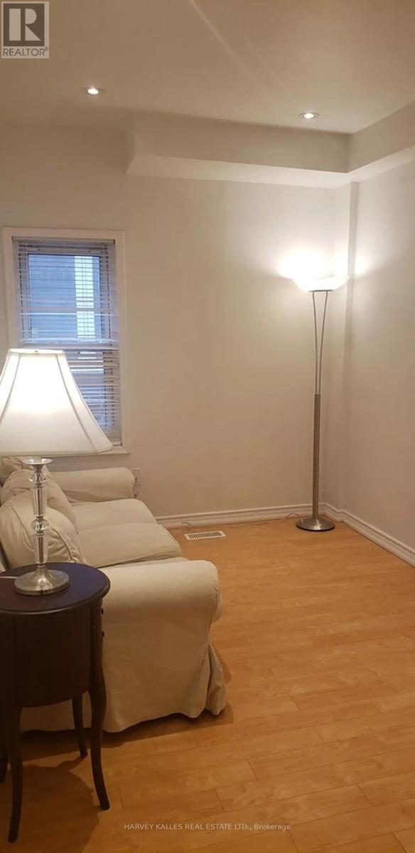 Main - 19 Rogers Road, Toronto, Ontario  M6E 1N5 - Photo 14 - C12754172