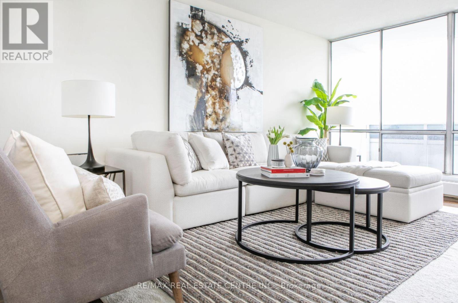 1816 - 50 Graydon Hall Drive, Toronto, Ontario  M3A 3A5 - Photo 3 - C12754180