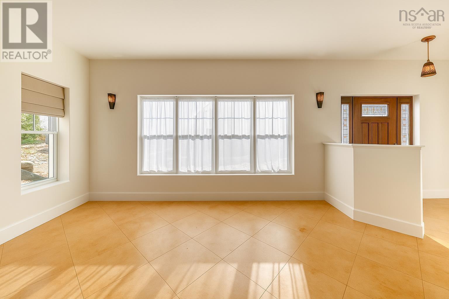 243 Pelham Street, Lunenburg, Nova Scotia  B0J 2C0 - Photo 36 - 202529467